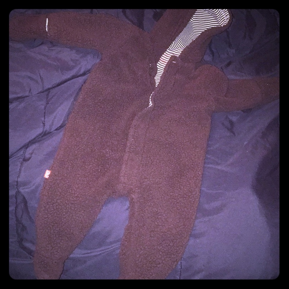 Magnificent Me Brown Hooded Bear Pram